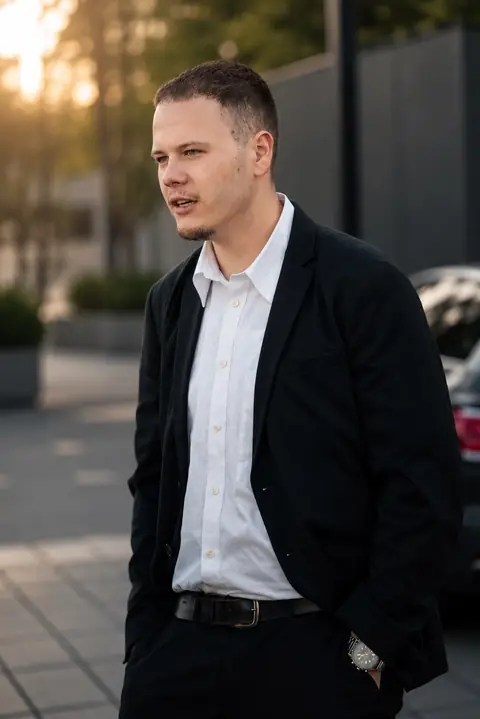 Julian, Geschäftsführer des PHOENIXX